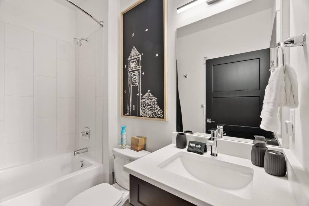 Modern Luxury - 3 Bed In The Heart Of Downtown