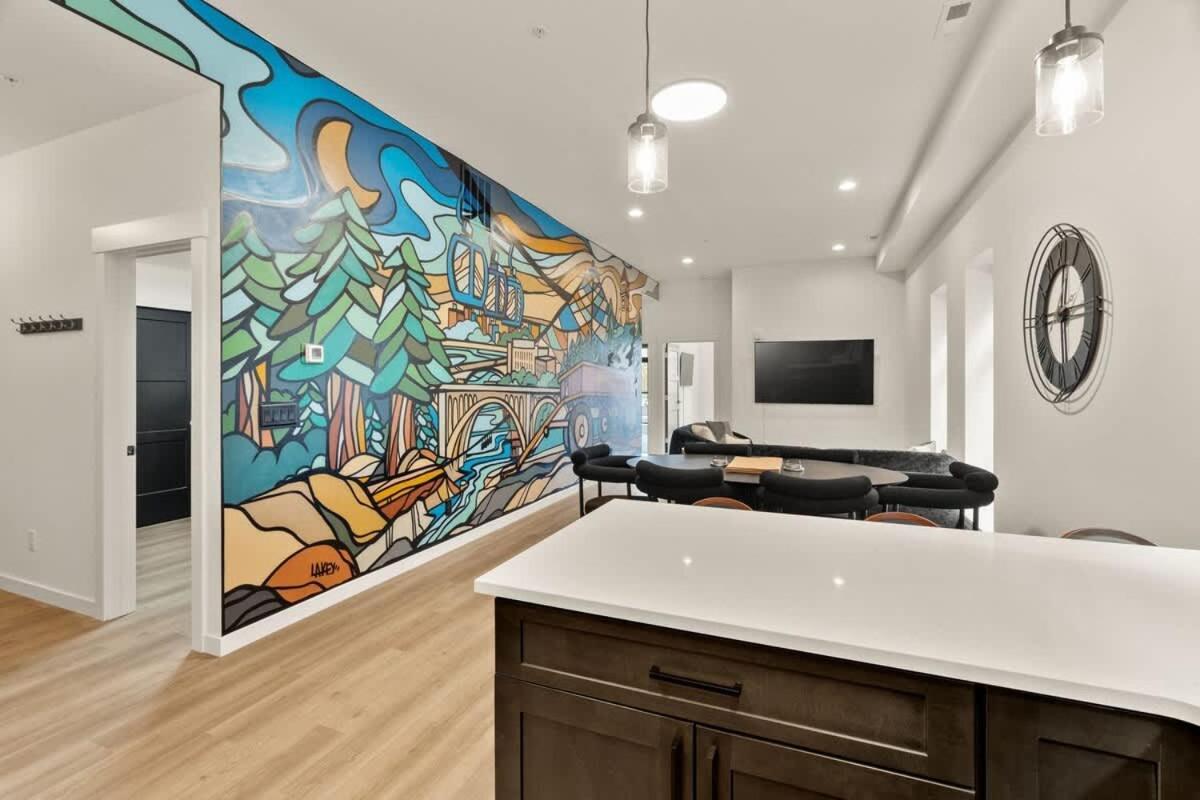 Modern Luxury - 3 Bed In The Heart Of Downtown Apartment Spokane