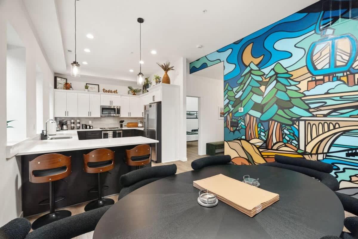 Modern Luxury - 3 Bed In The Heart Of Downtown Apartment Spokane
